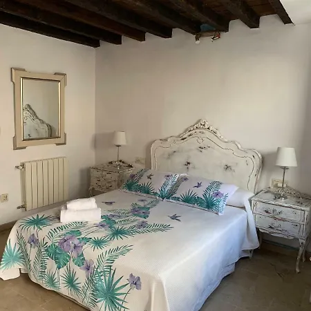 Charming De Gomerez Apartment